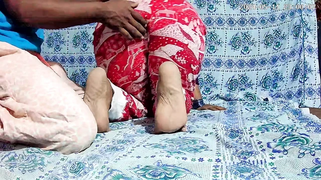 Indian young darty boy and girl sex in the jungle