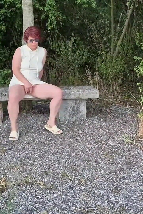 Cock-sucking and Cum on the Glasses
