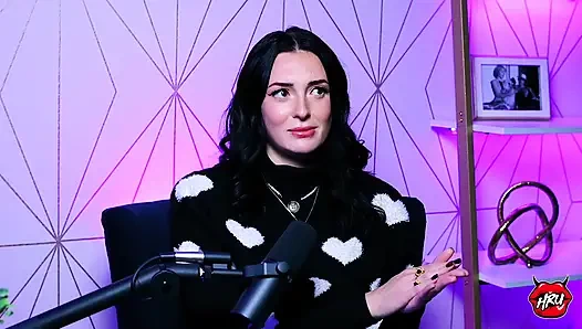 Charlotte Sins глотание, секс-вечеринки и серые области этической жизни