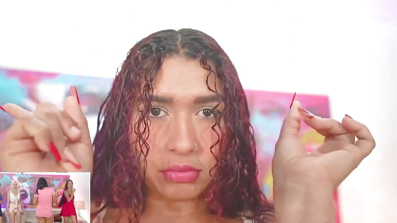 3 latinas stick dildo in their asses GGmansion