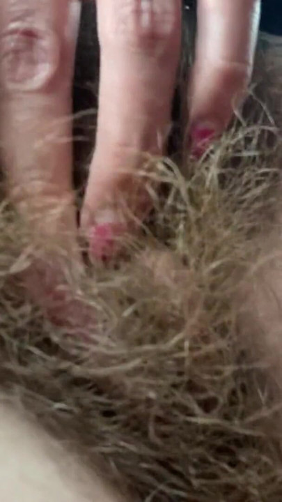 Epic moment from "10 minutes of hairy pussy in your face"