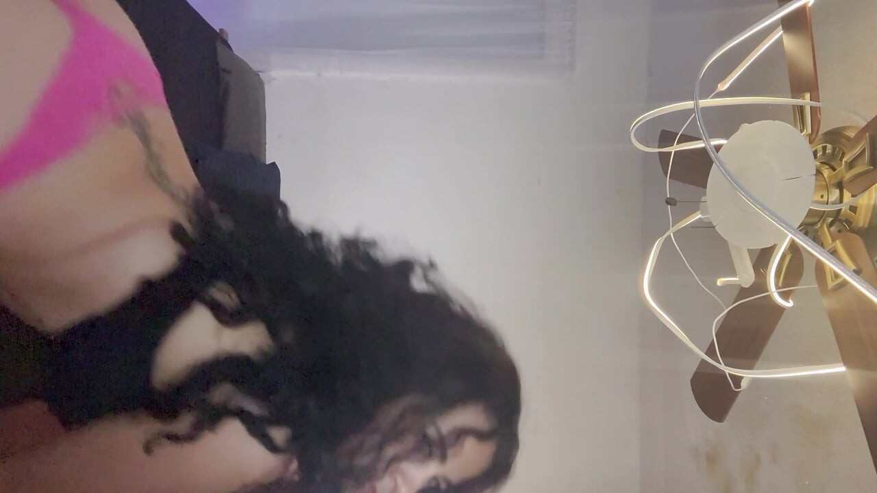 Desire me and enjoy me while I dance
