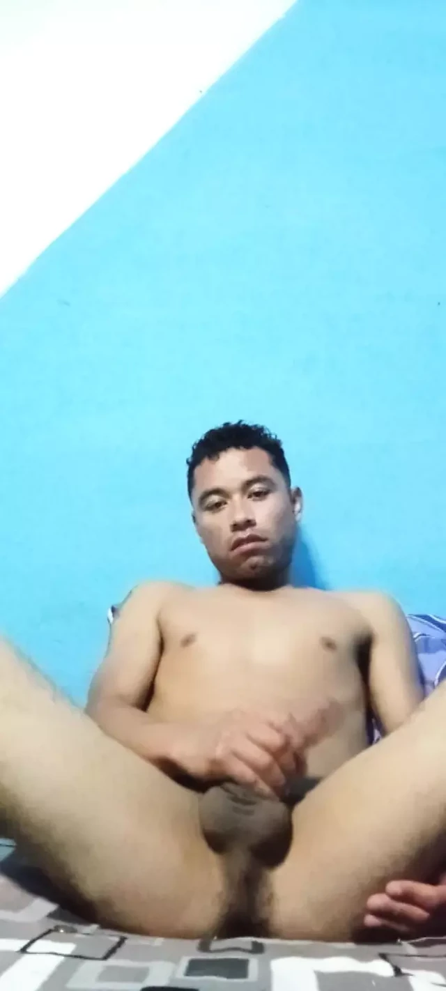 MASTURBATING gay