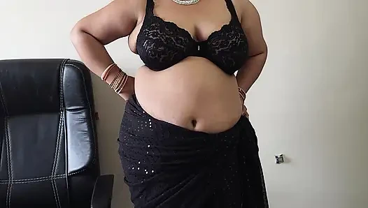 Cewek semok kulit putih di rumah