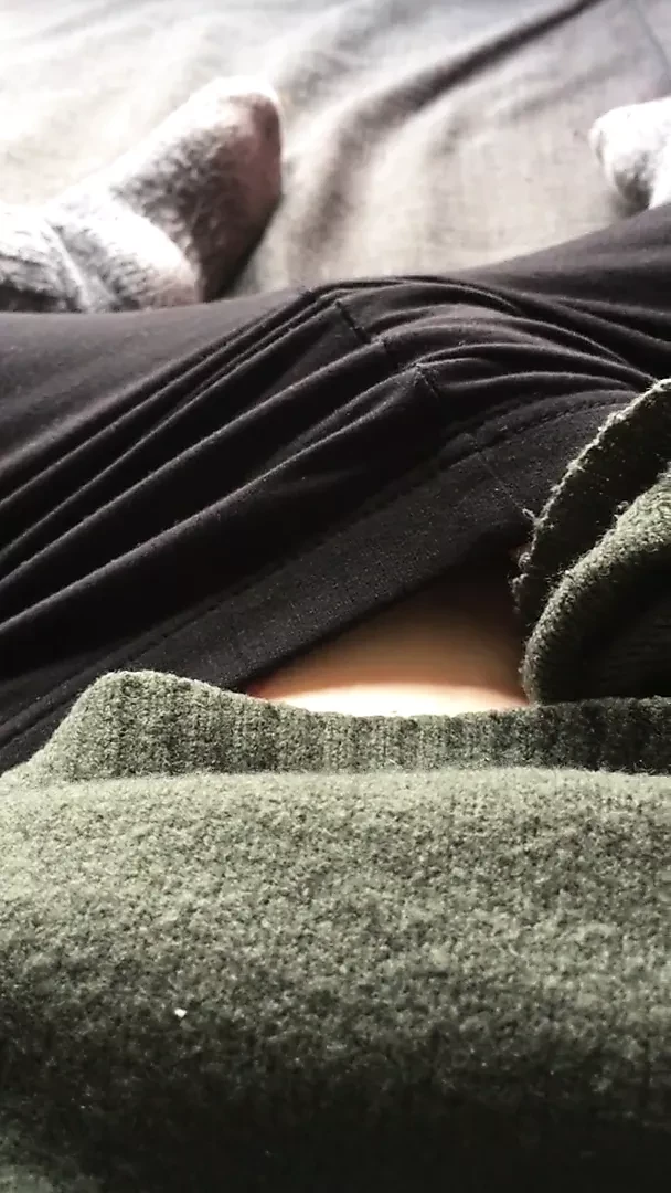 Masturbation in witner (art video)