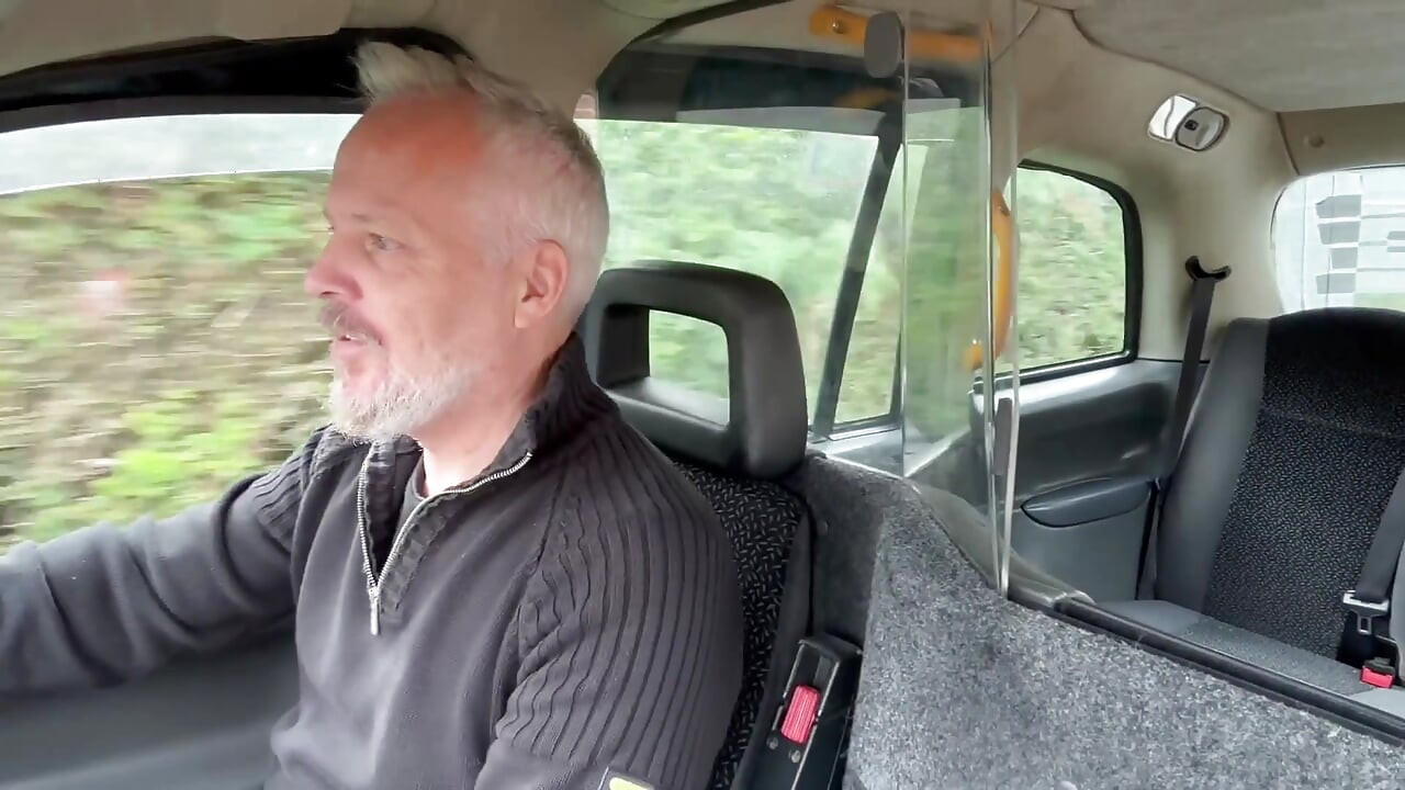 John बिशप The Taxi Ride, एक अराजक यात्रा, Callie roks