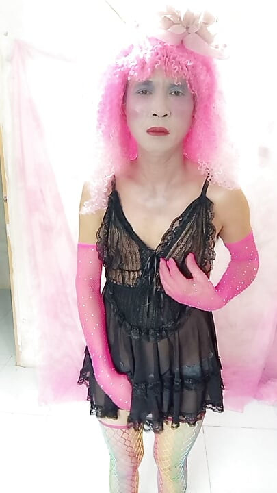 Oanh Le transgender wearing sexy clothes stabbing her cock