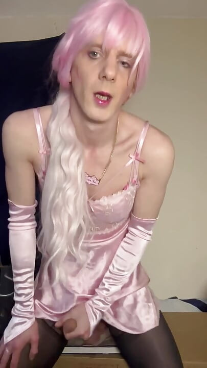Jess Silk dildoya biniyor