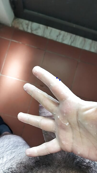 I jerked off until my cock was full of milk 😋