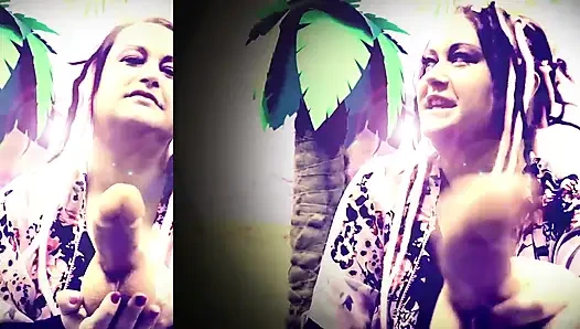 Yala kadın kılıklı dildoyla sikiş tanrıça lana ile oynuyor