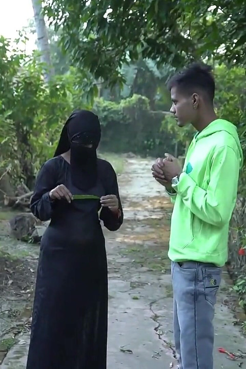 Indian Hijab Girl Dating Sex with Husband Friend! Fuck My Wife