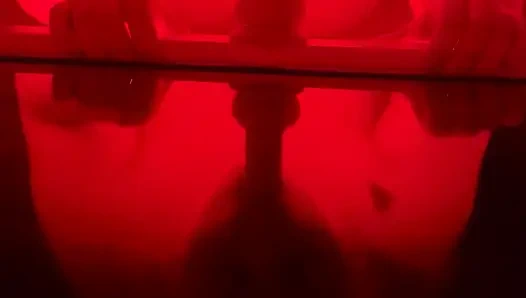 Tante semok kulit putih lagi asik nyepong kontol pakai dildo sampai dicrot di dalam - pov