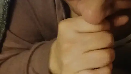 Latin ateşli evli kadın büyük zenci ile güzel bir gece için hazırlanıyor