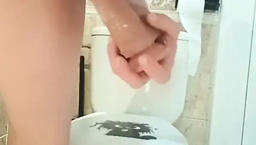 Orta yaşlı seksi kadın beyaz götlü lezbiyen süper azgın amcığını genişçe açmak için r alıyor ve boşalana kadar sikiyor