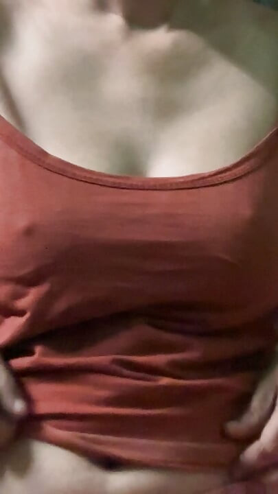 20 year girl college girl hot boobs