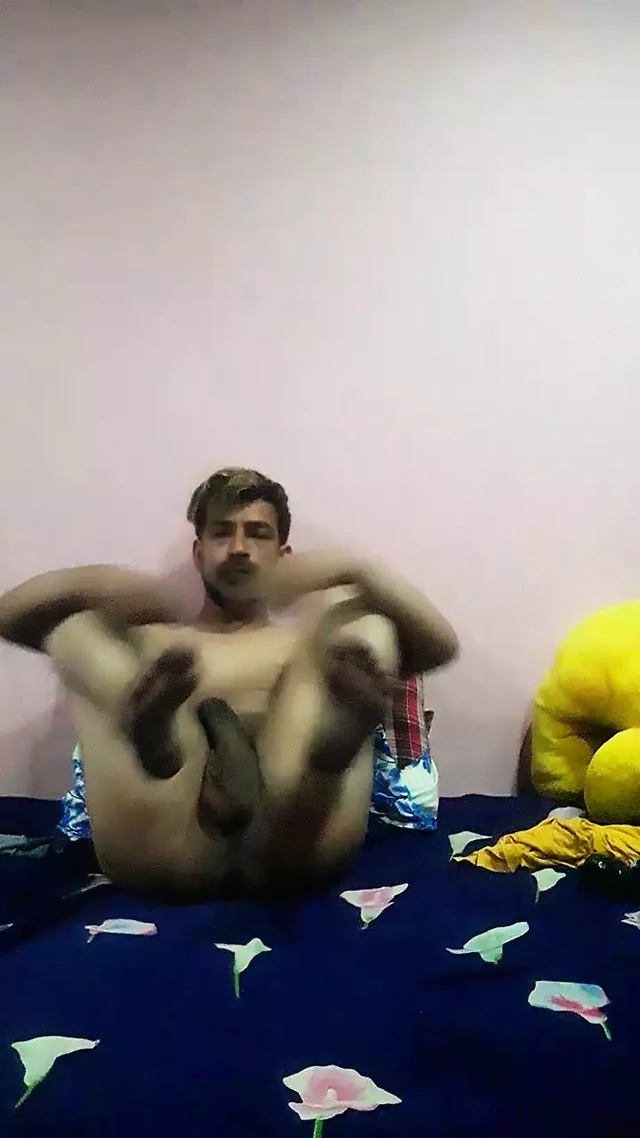 indian boy masturbating