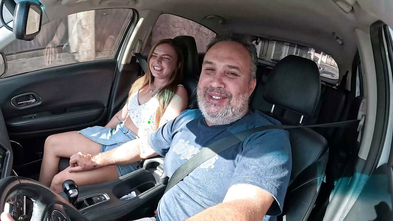 Estela Silva, van Minas Gerais, krijgt het gewoon in haar kont terwijl ze een ritje maakt