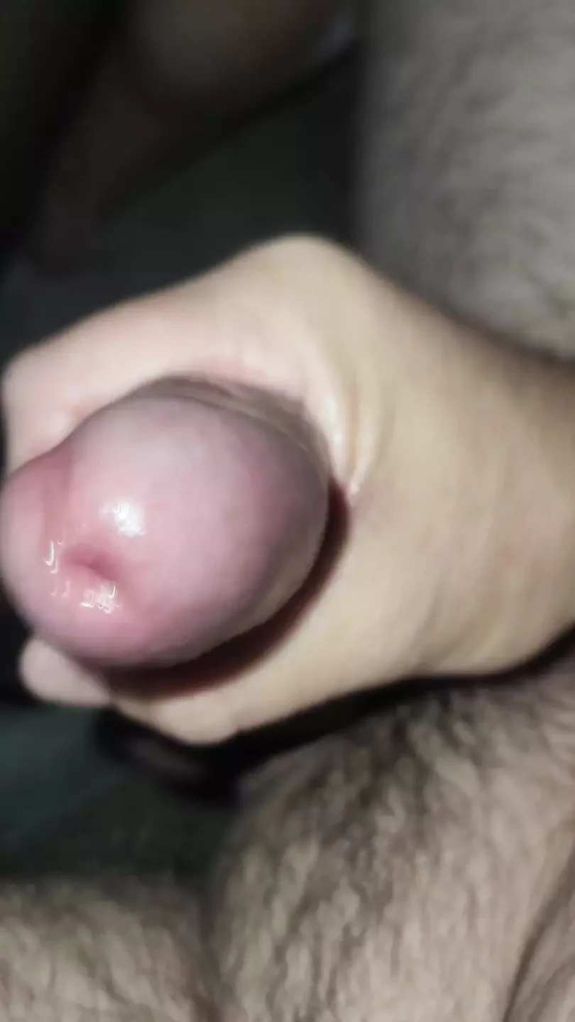 Istri semok latina dicrot di kaki setelah nyepong kontol istrinya sambil pakai stoking ketat dan lingerie seksi