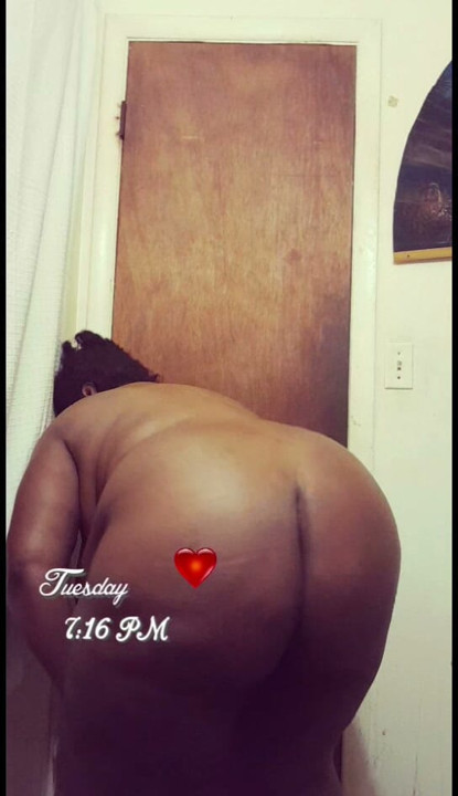Juicy fat ass bouncing