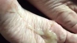 Cumshot on Soles