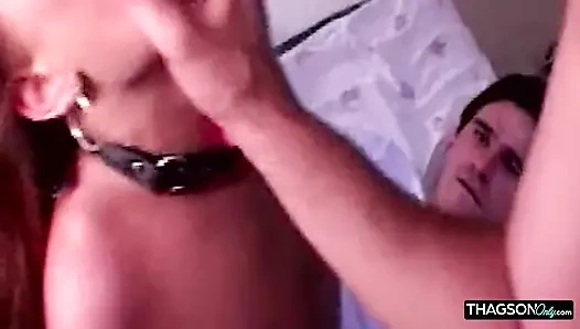 Prolaps rosebud anal ekstrem - menetes dan mengepalkan liar