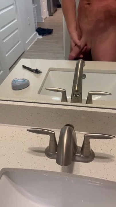 Just a little bathroom break video for yall
