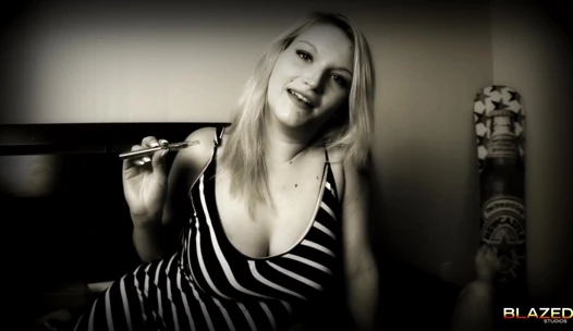 Skylar madison - erotischer blowjob mit rauchen