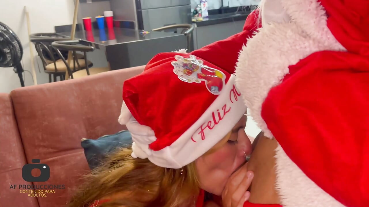 I fuck my little stepsister as a Christmas gift