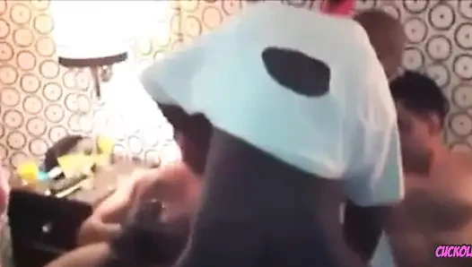 Cuckold MILF - Wife that cheats