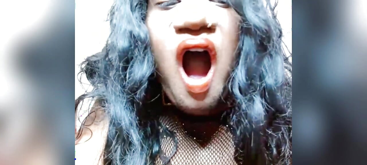 Indian Trans women stand on doggy Position and exposed her Ass hole