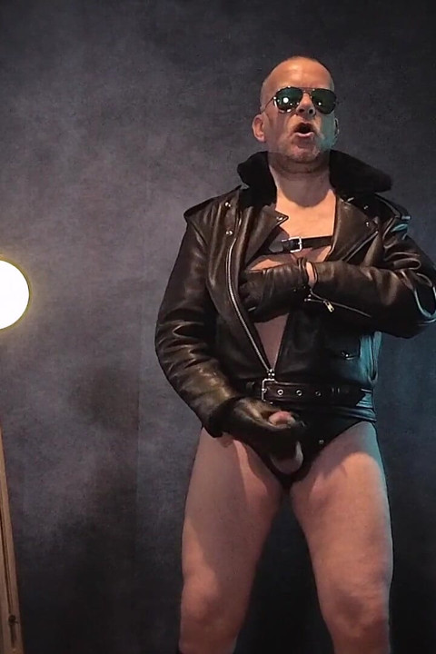 Berlin Leather 12