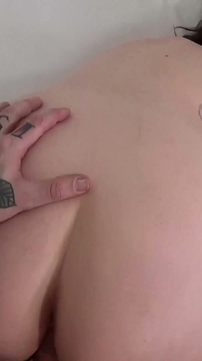 Best Buddies Take Turns and Creampie Voluptuous Slut with Great Butt Harmony Reigns