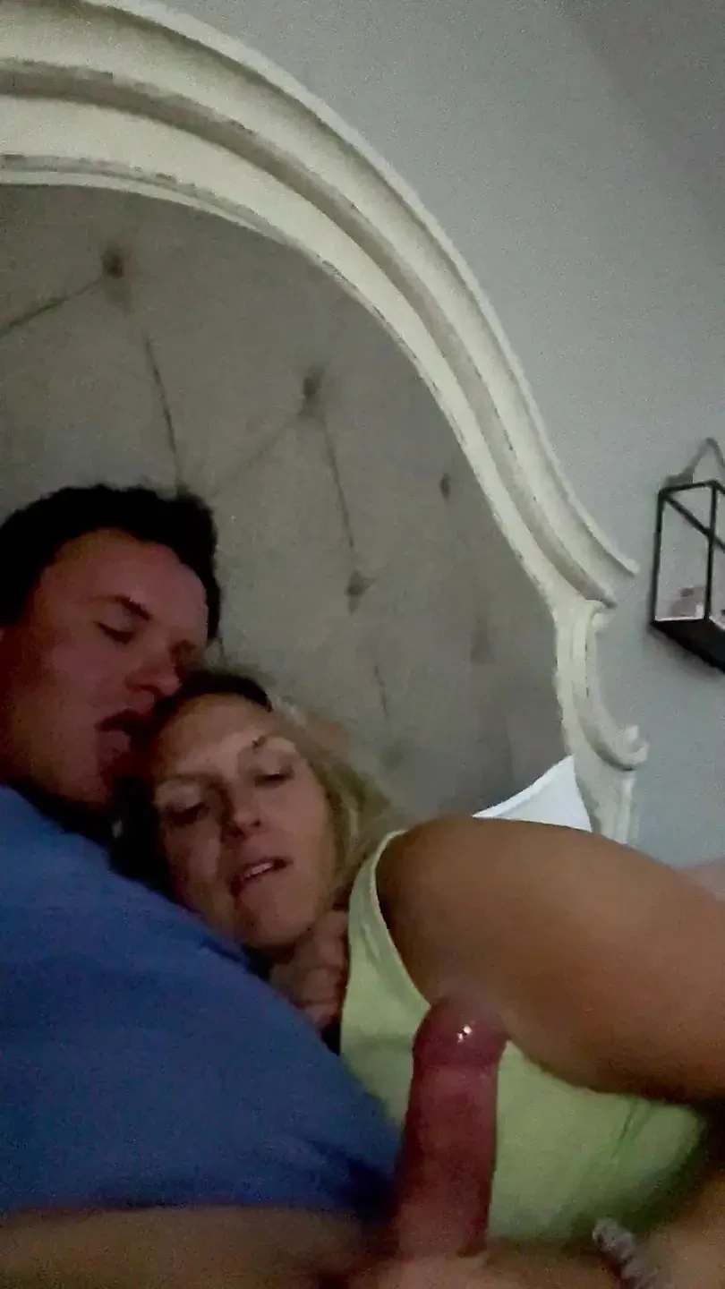 MILF Stepmom shares a bed with her young Cub!
