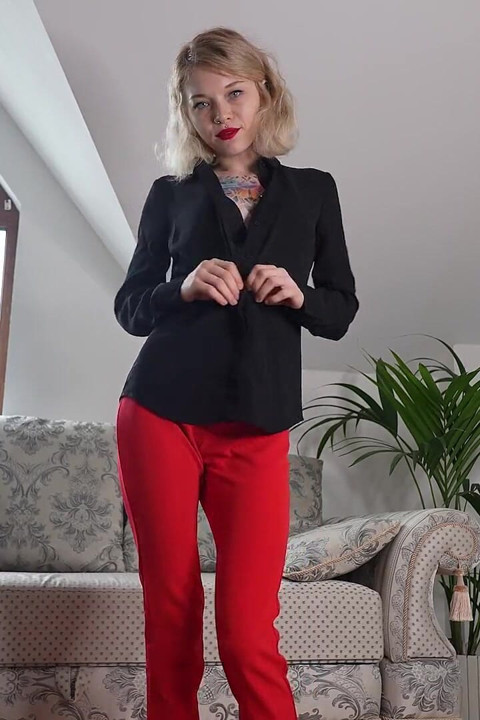 Lasă-mă să-ți călăresc pula tare