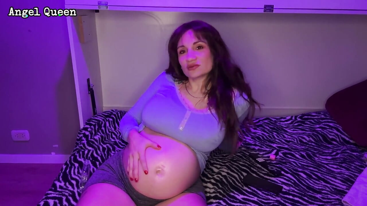 임신한 새어머니 JOI