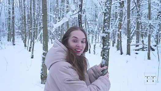During a Lovely Walk in the Winter Forest, My Pussy Was Filled to the Limit 4K HD Tim Team