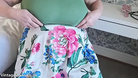Kinky Wants YOUR Tongue in HER Hairy Cunt