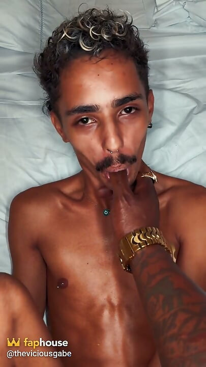 Stepdaddy Was Needing a Pusssy to Empty His Balls