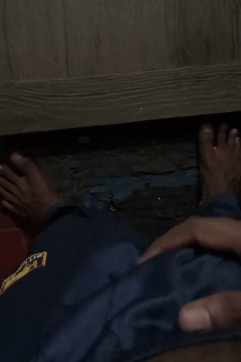 Young Sri Lankan Woman Having Sex While Bathing