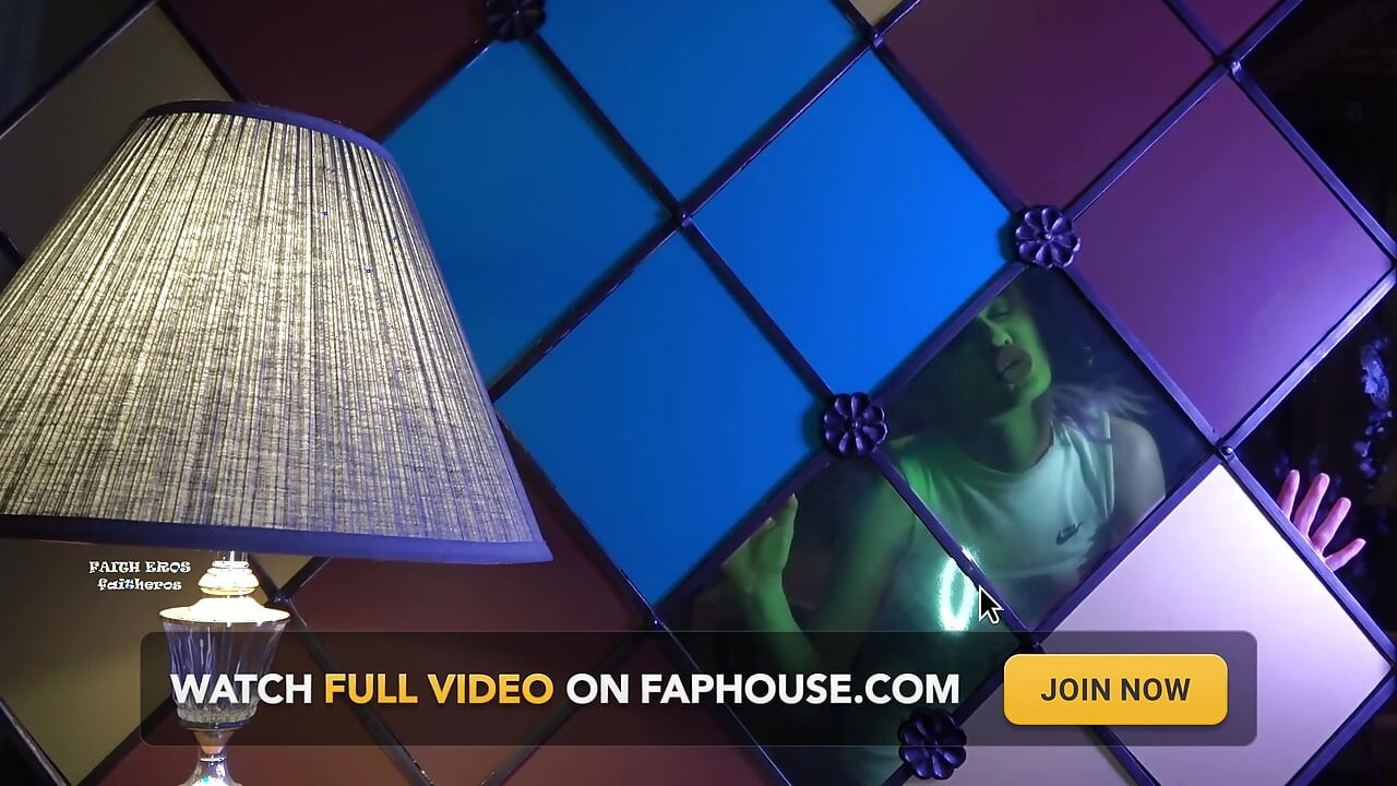 Kiss Your Stepmother as if She Was Your Girlfriend