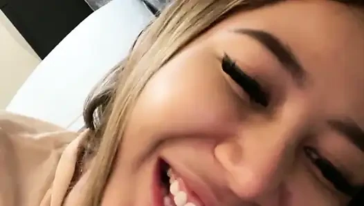 Живой видеозвонок Cewek Sange с Из Малайи
