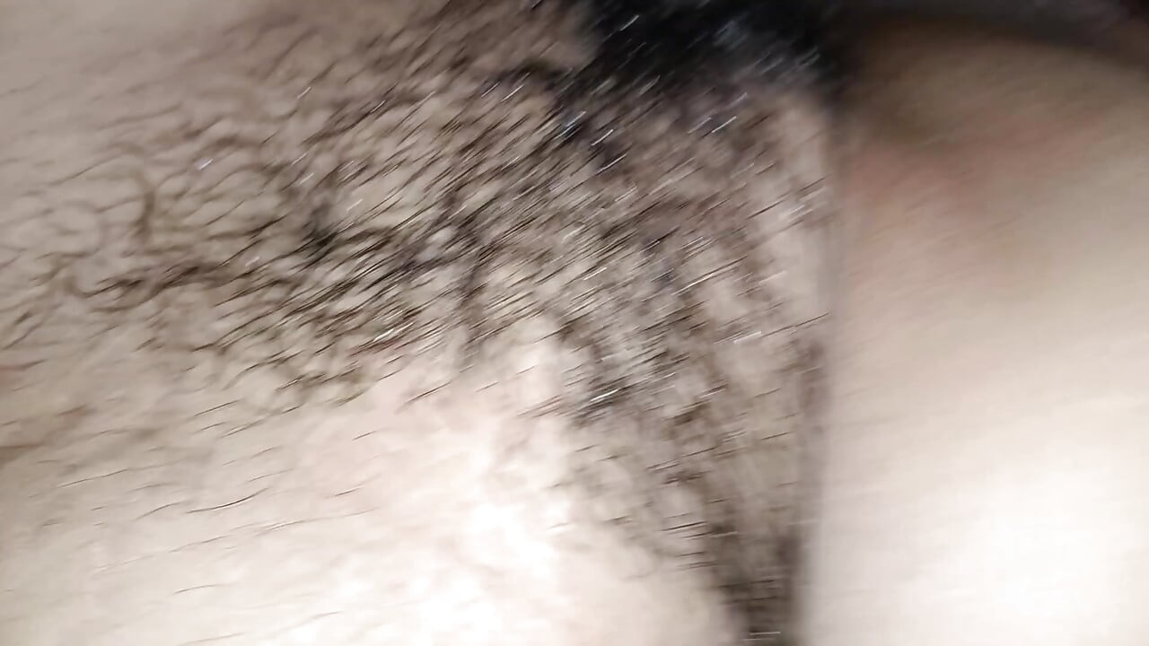 Sister-in-law's sesque pussy naked