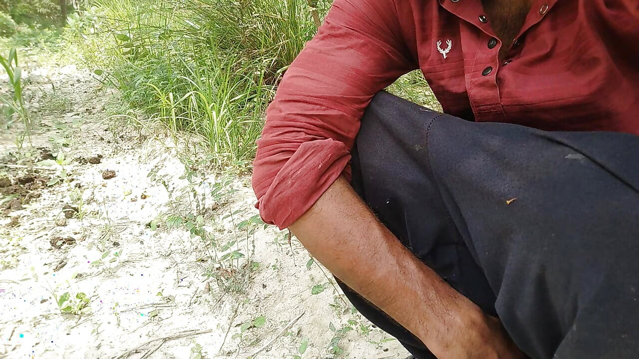 A Asian Boy IN Forest Handjob foking