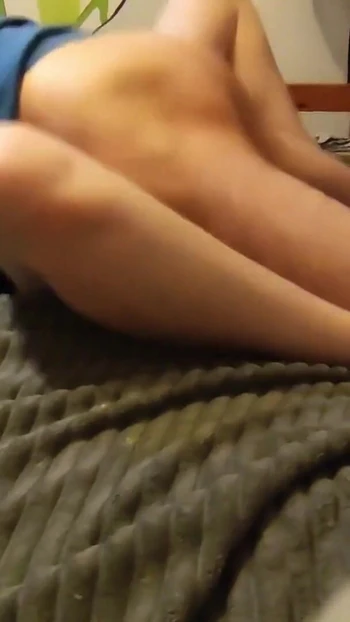 Epic moment from "She has an orgasm while having sex with her lover when her husband calls"