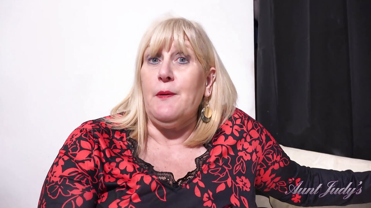 Auntjudys - Busty Mature BBW Catherine Can Needs a Gardener for Her Hairy Bush