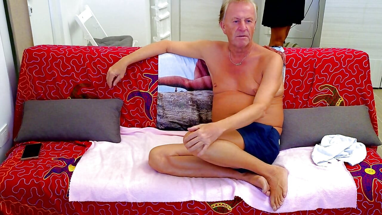 Latest Live Sex Show on Stripchat, Gigi and Dave, Shemale and Man Couple, POV, Behind the Scene, Webcam Sex, 28.06.2025 Ep2