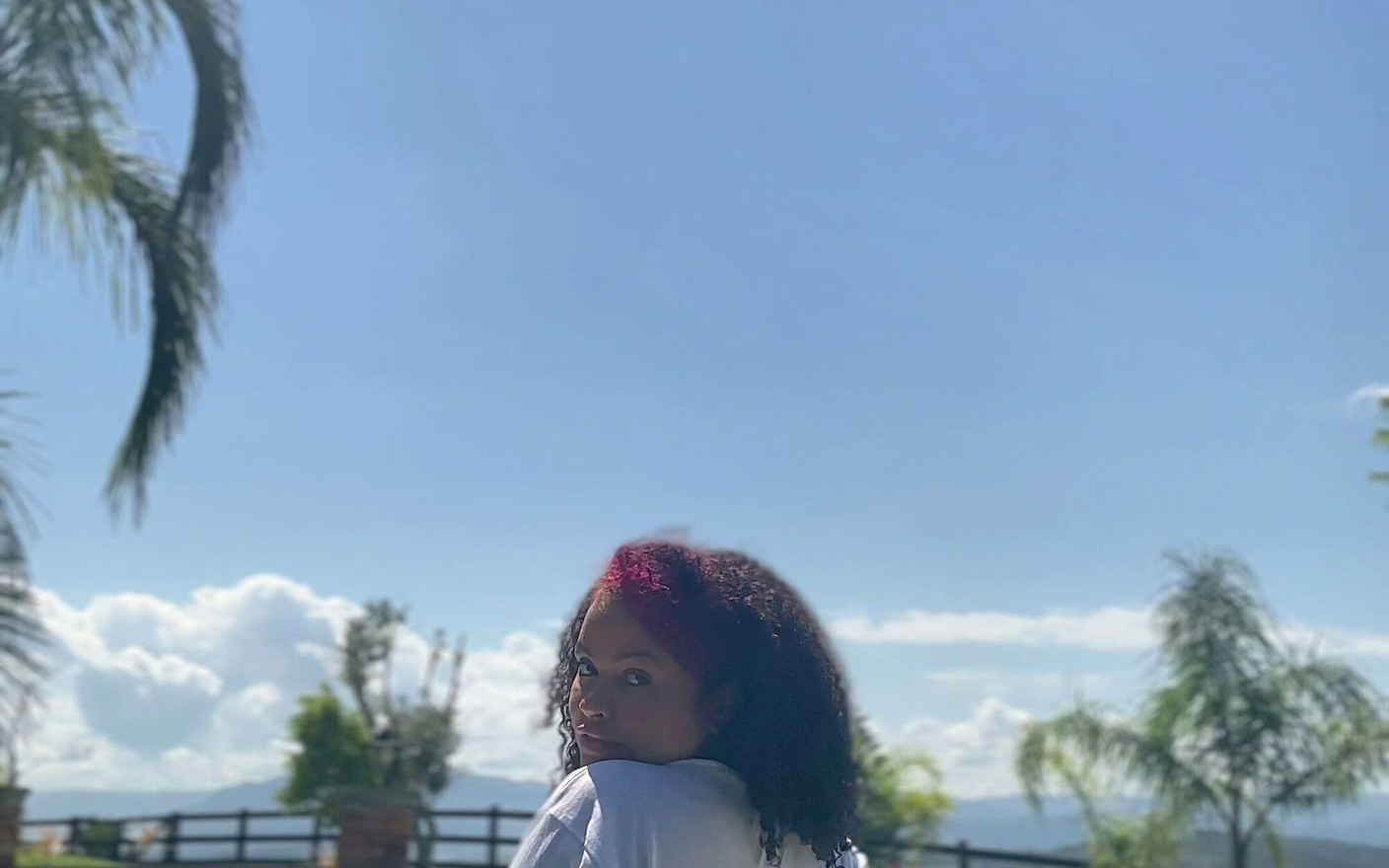 Chubby Ebony Farting Like Crazy in the Pool