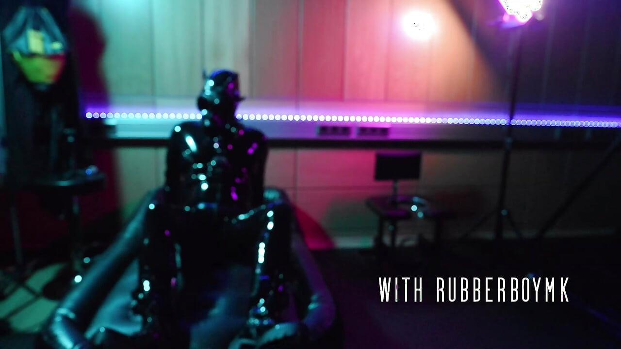HOT! Rubberdrone Fetish ASMR