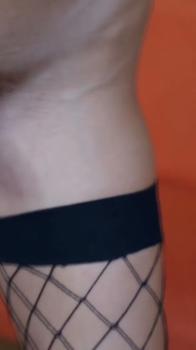 GROOBYGIRLS: Aubrey's Back! | Clip 1