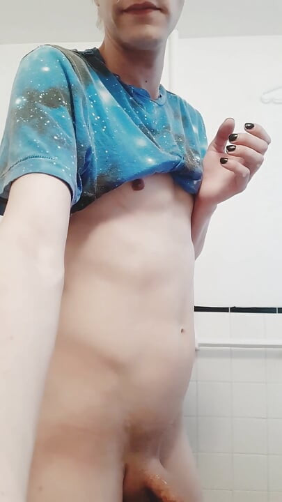 Twink having fun